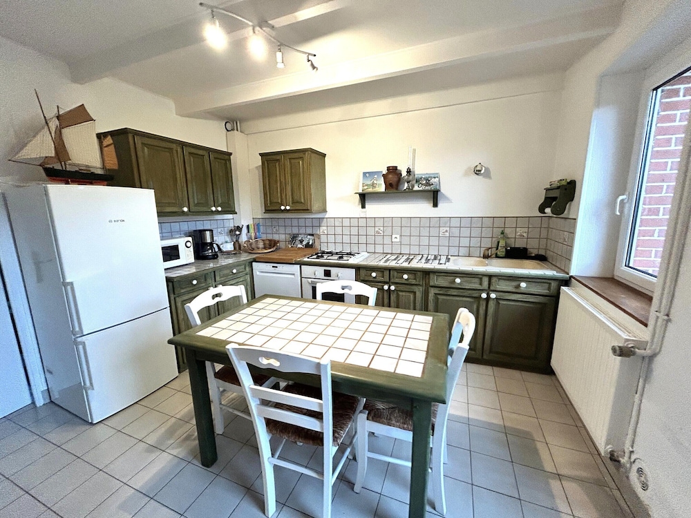 Charming Breton House Near Petit Havre Beach