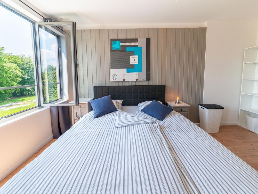 Magnificent Holiday Home for 6 Adults in Xhoffraix