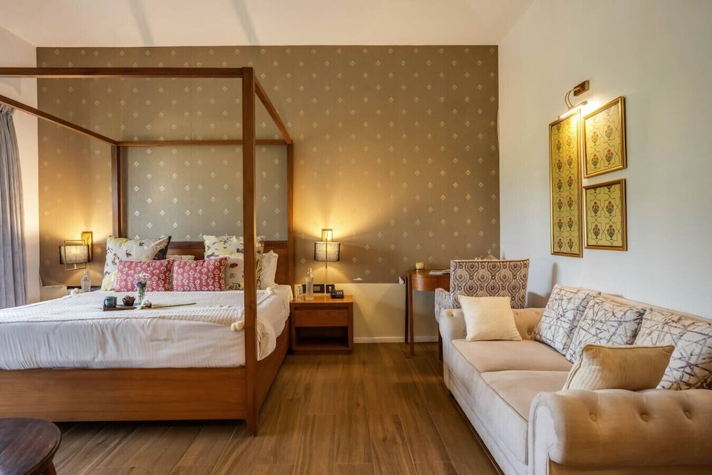 Villa Ayana 5bhk With Pool and Near the Beach