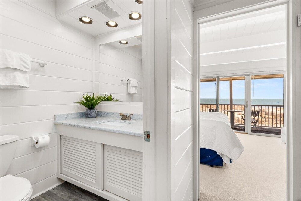 Beach Place 14 2 Bedroom Townhouse