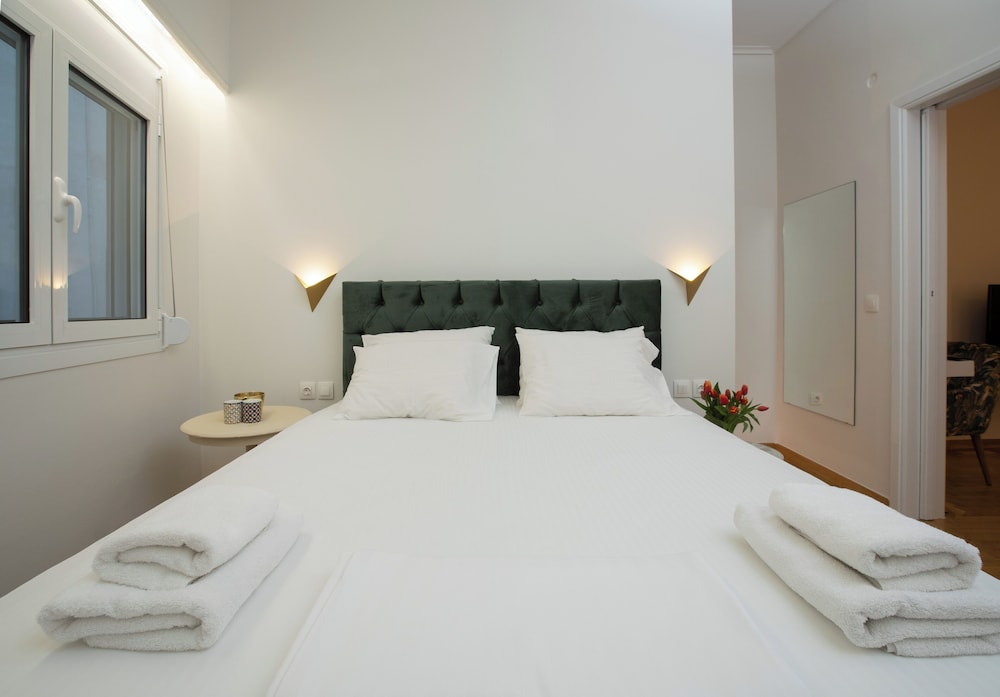 Ruby's Urban Residence Koukaki — Athens