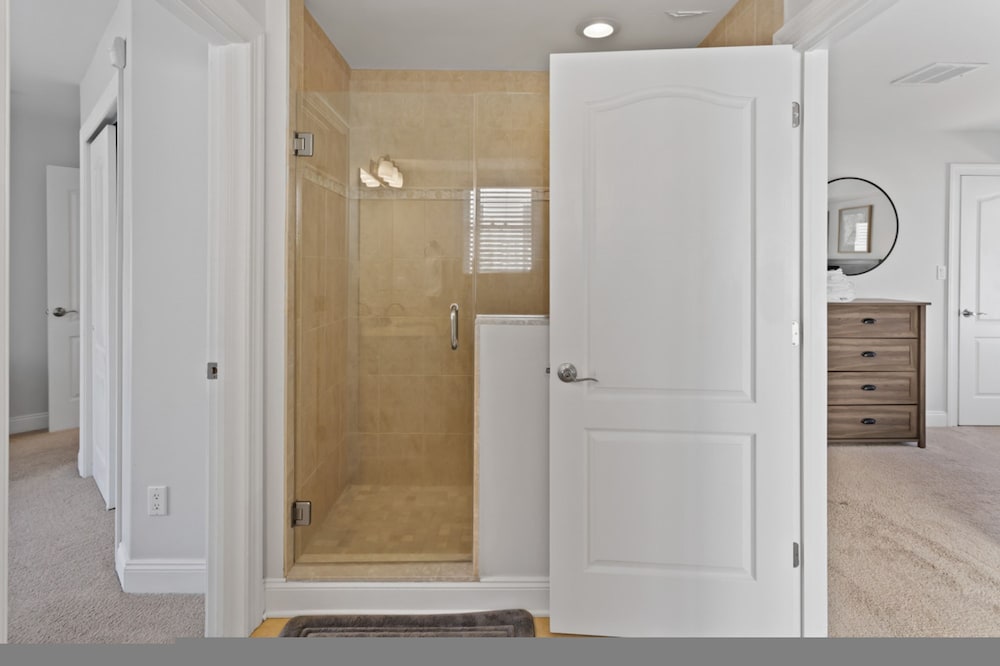Heated Pool Hot Tub 5BR Game Room Elevator Cabana