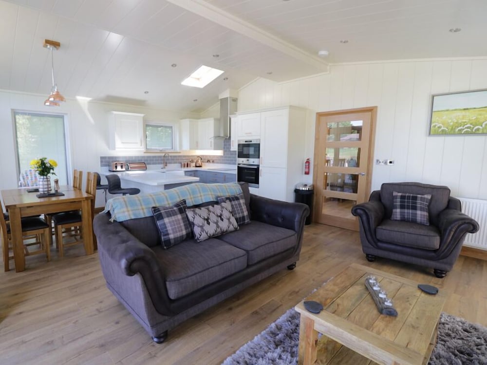 Squirrel Lodge view 4