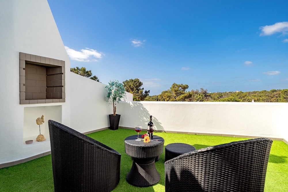 Townhouse Maya - Vale do Garr o view 5