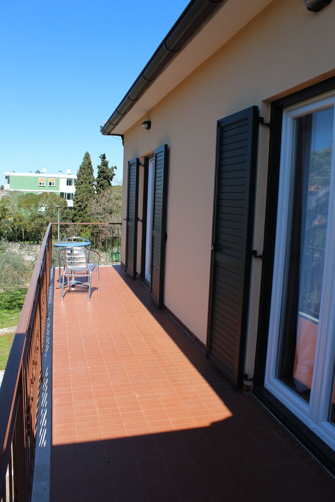 Photo 27