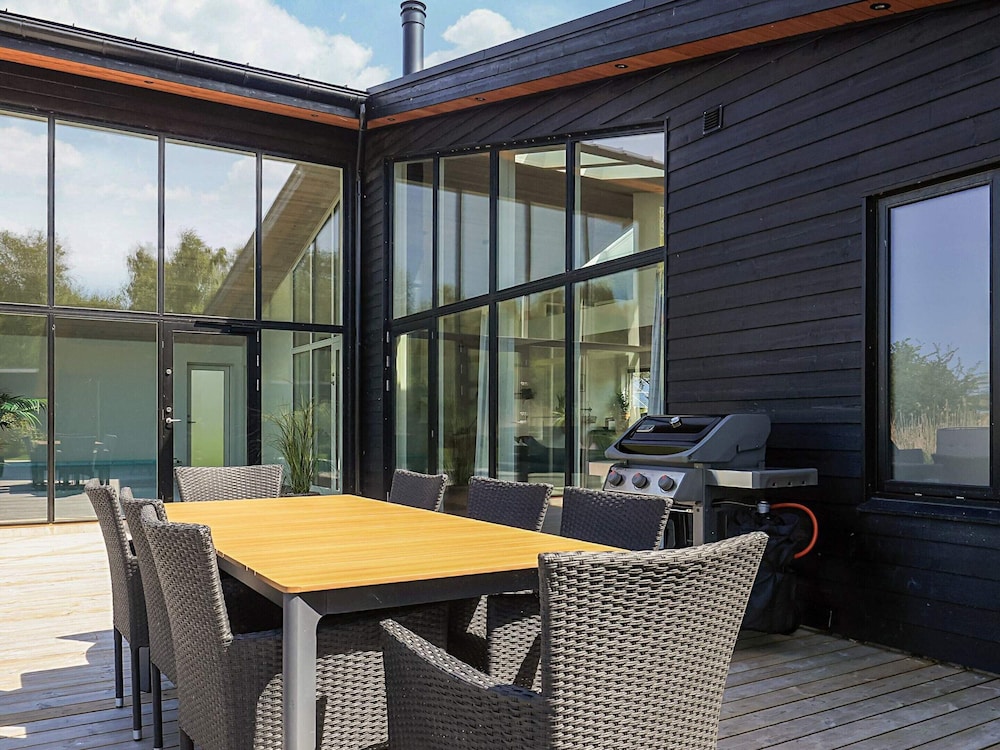 8 Person Holiday Home in Vaeggerlose-by Traum