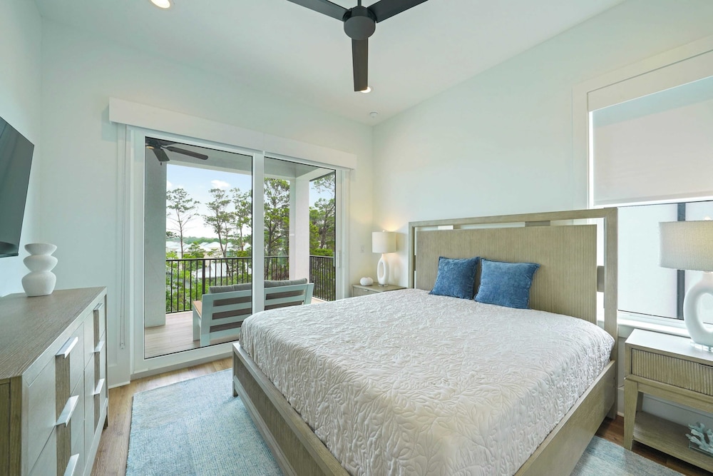 30A Serenity Skies by Avantstay Sleeps 19 Pool + Golf Cart