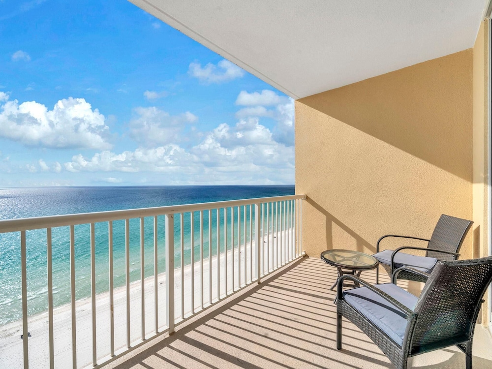 Majestic Beach Towers 1-1314