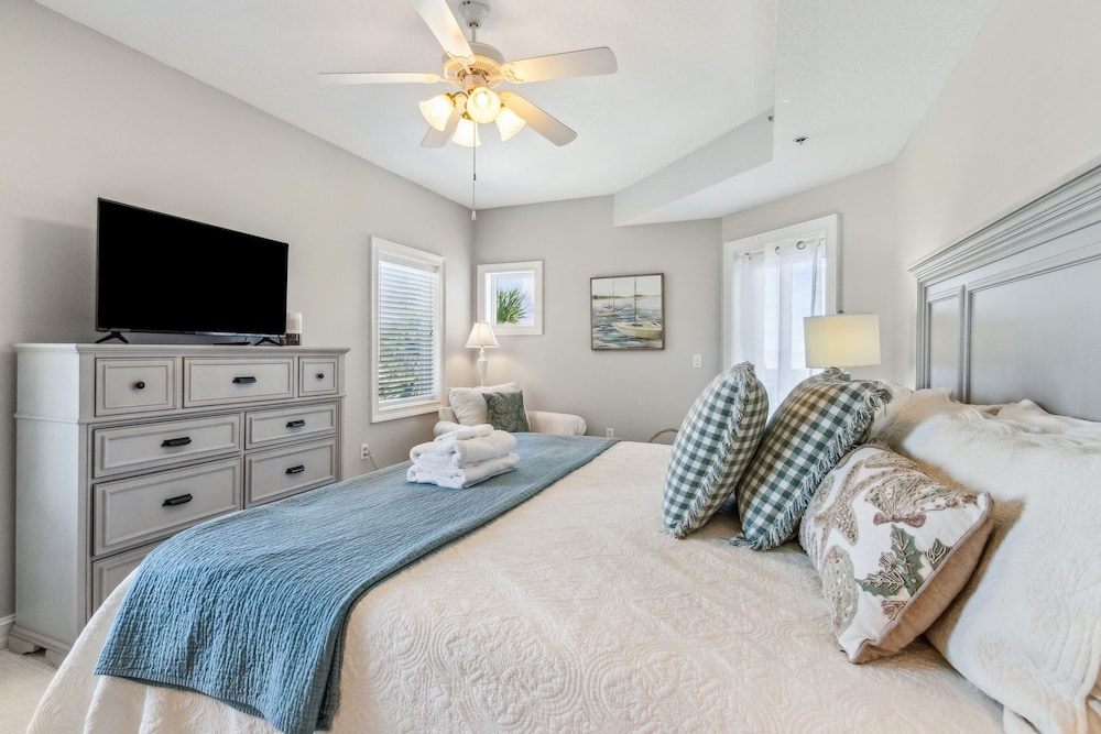 Fernandina Cay 204 3 Bedroom Condo