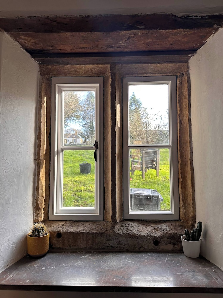 Rustic Cottage in the Countryside
