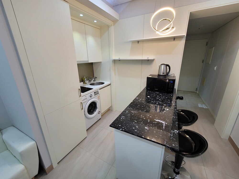 W Residence Hotel Centum City 65