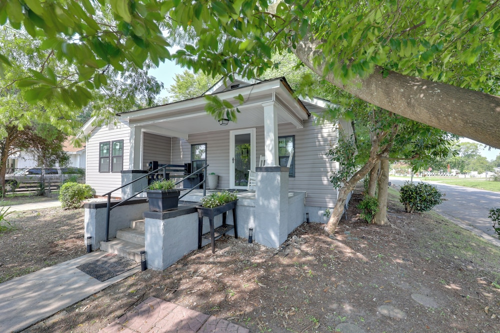 Walkable Greenville Home Near Dtwn view 4