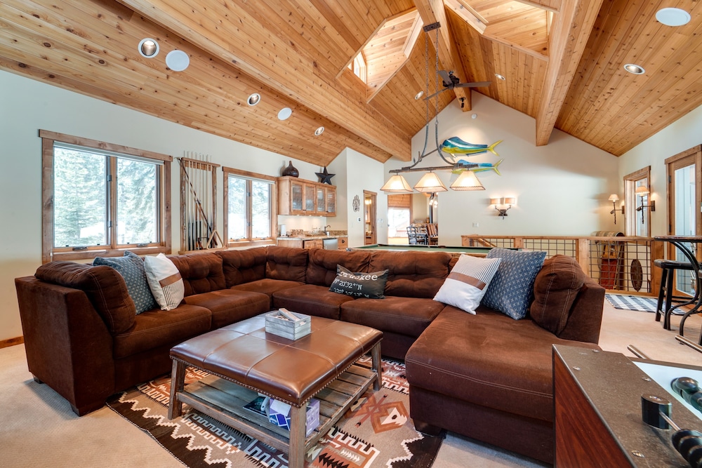 'one Moose Lodge' Tahoe Donner Vacation Rental!