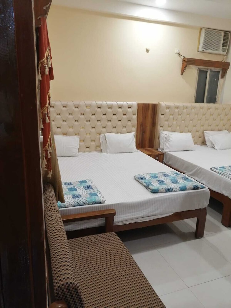 Hotel Pleasure