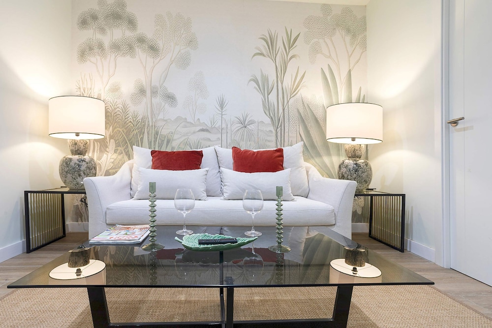 Comfortable Apartment in the Heart of C diz Patrocinio II