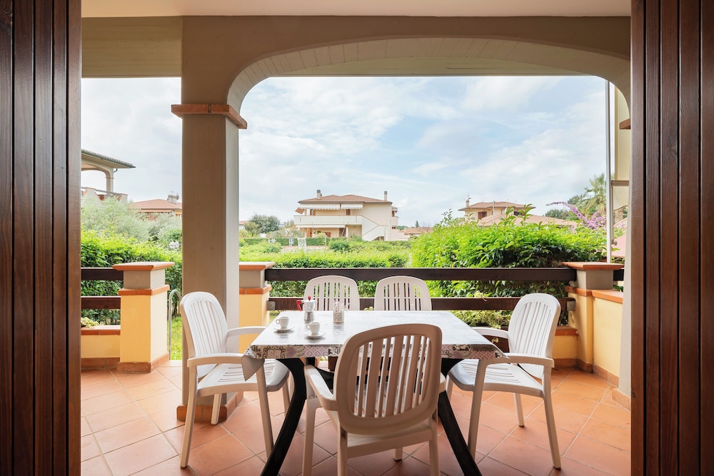 Follonica Apartments
