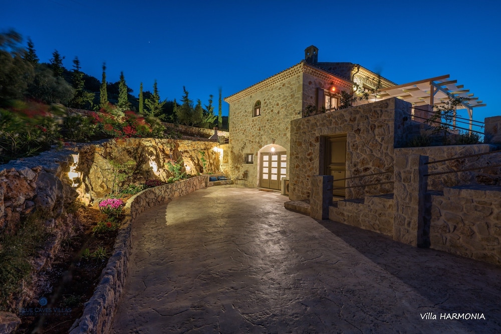 Blue Caves Villas