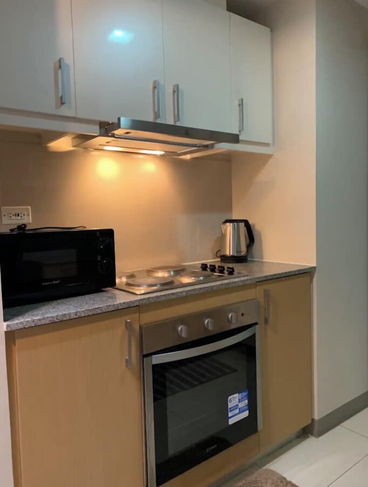 Uptown Park Suites Tower 1