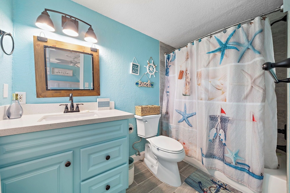 Captain's Manor by Ryson Vacation Rentals