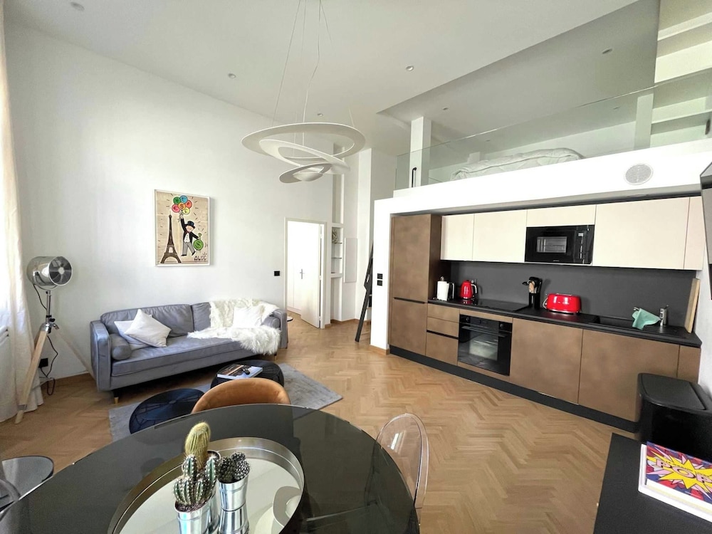 Apt Mezzanine 2bdr/4p- Notre Dame/vieux-port