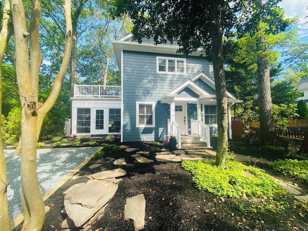 Columbia Avenue 131