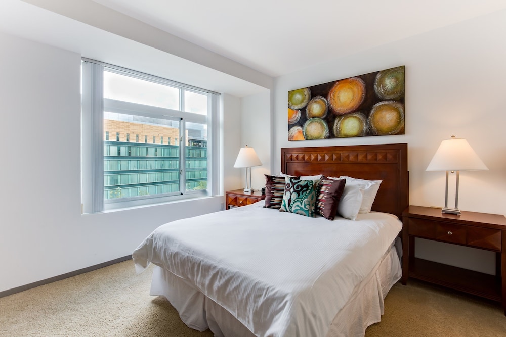 Bluebird Suites near MIT
