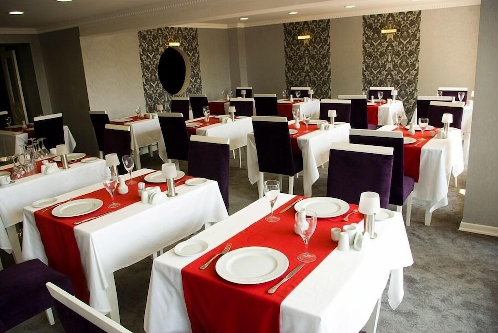 Blue Marine Otel - Image 11