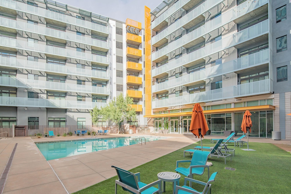 ROVE LIVING/KL - Roosevelt Point