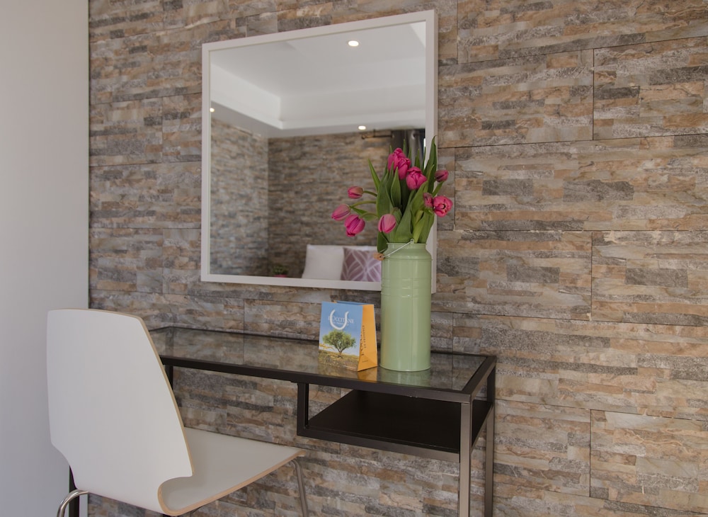 Shenkin Vilmar Apartments