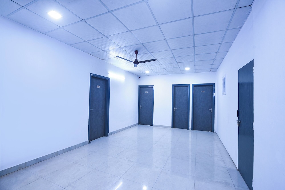 Fabhotel Tulip Sarover Sector 18