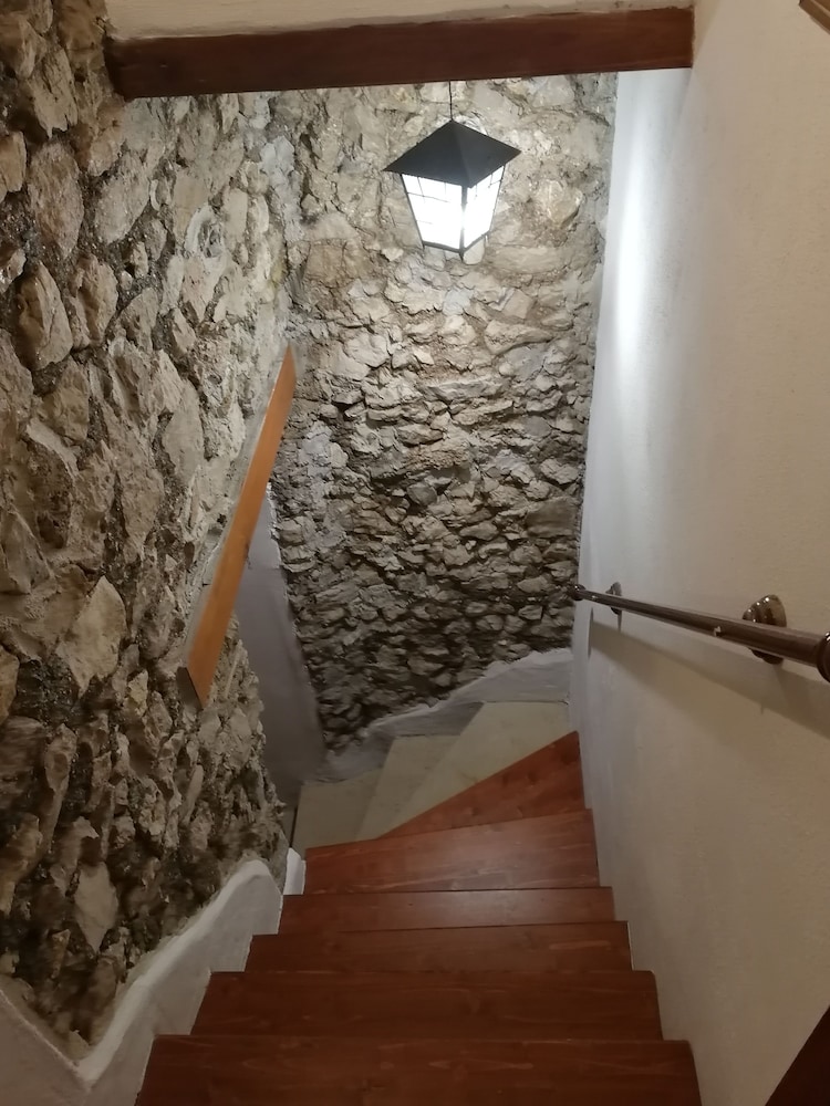 Photo 36