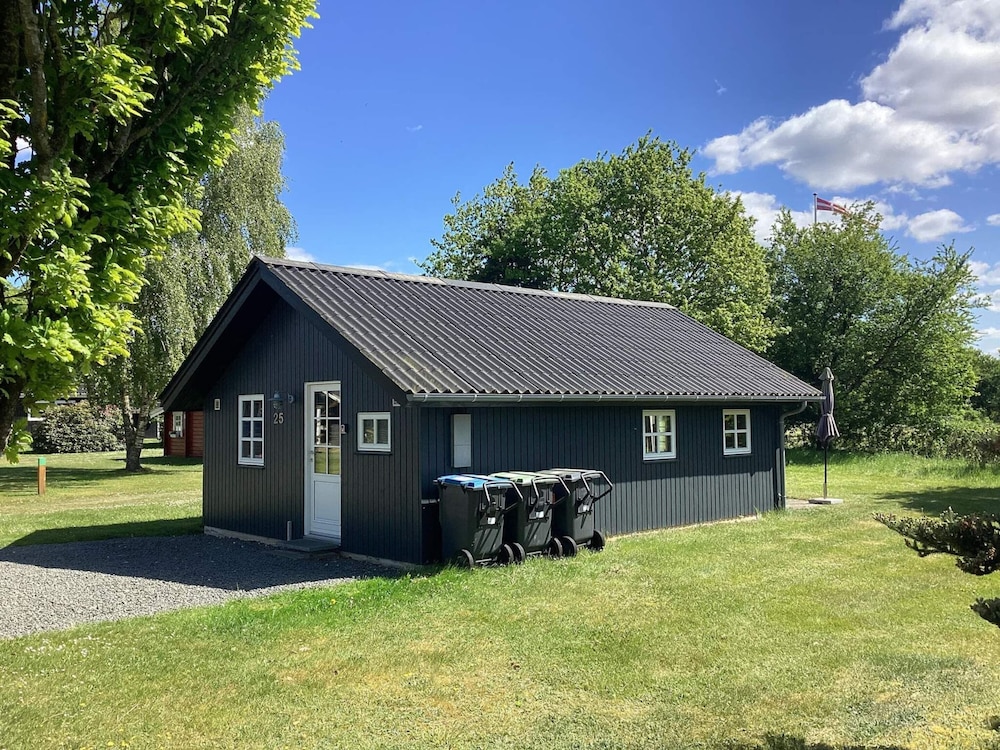 6 Person Holiday Home in Hovborg