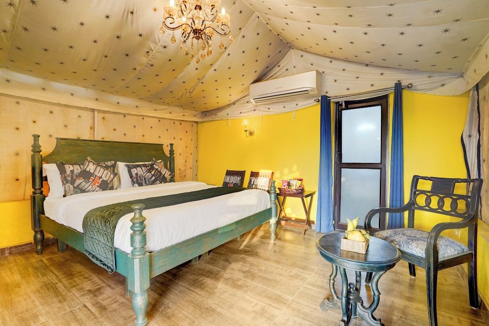 Alaya Stays Fortezza | Pet-friendly 6-BHK Farmhouse With Private Pool