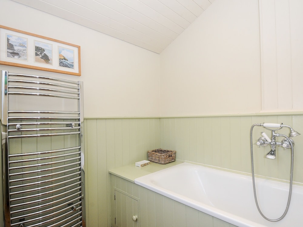 Lowen Cottage