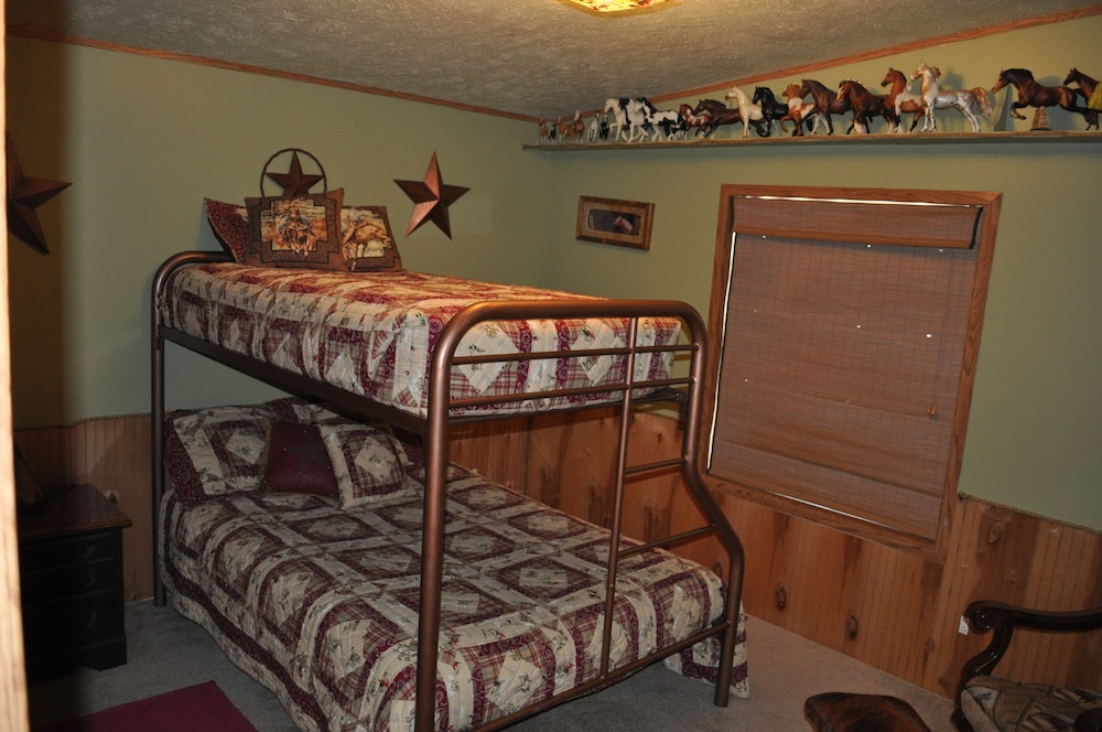 Trail Boss Cabin