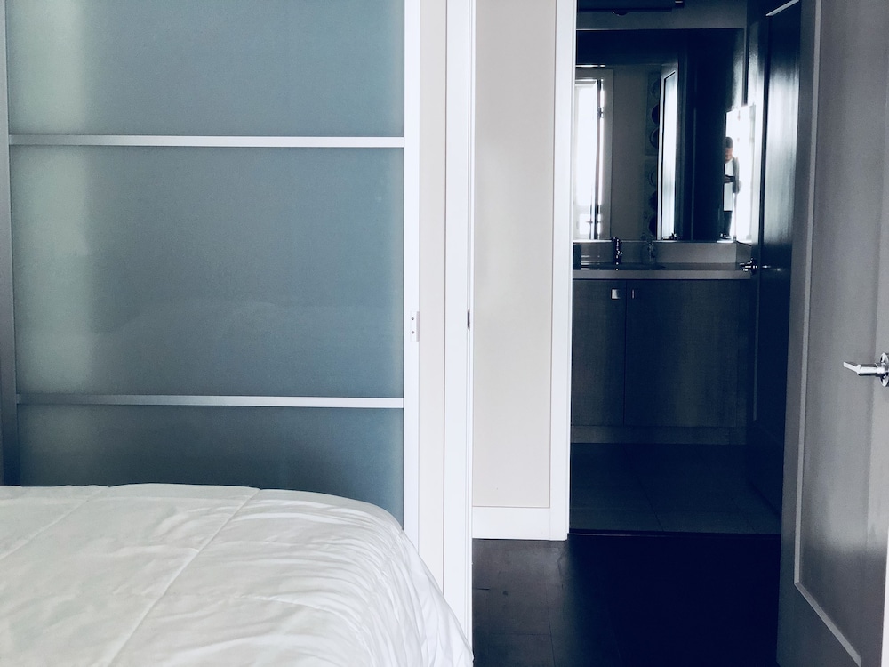New Lyfe Finest Luxury Apartment
