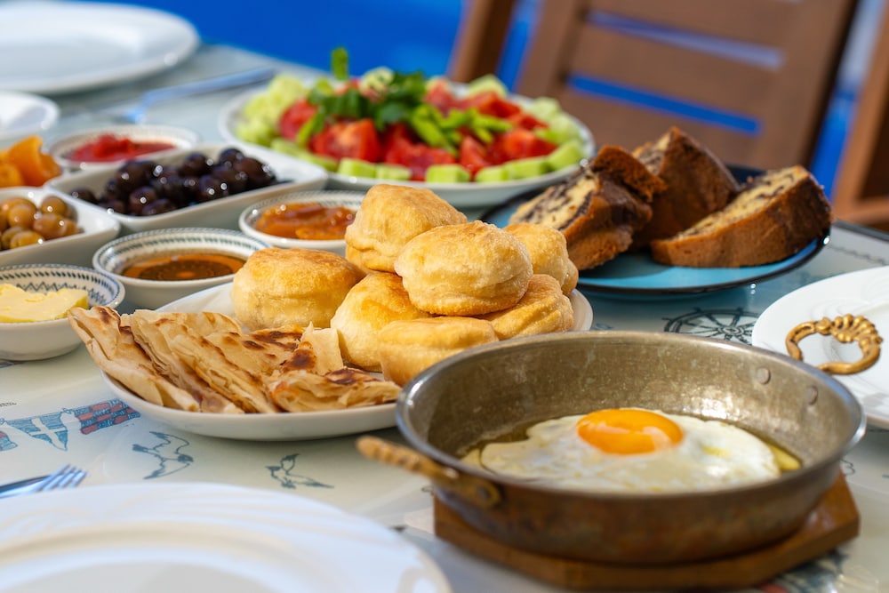 Cunda Giritlioğlu Otel Yetişkinlere Özel +12 - Image 66