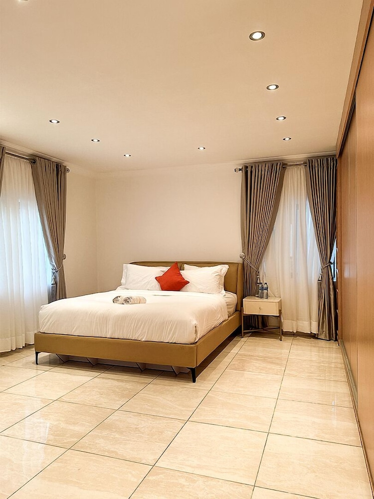 George Residence SDA Court Ikoyi