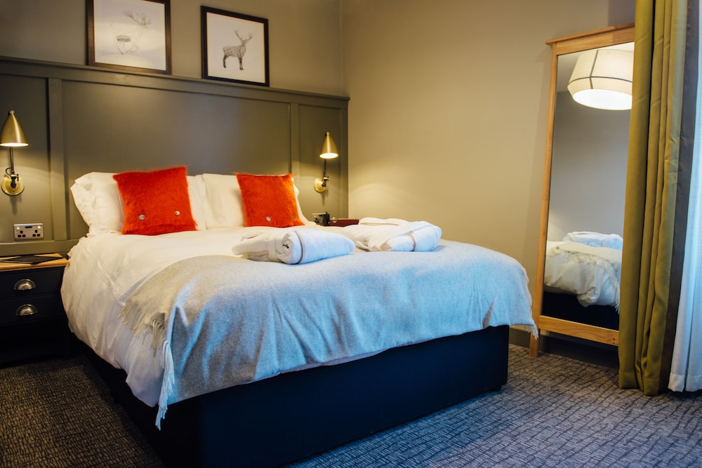 Bedford Vacations - The White Hart - Property Image 31