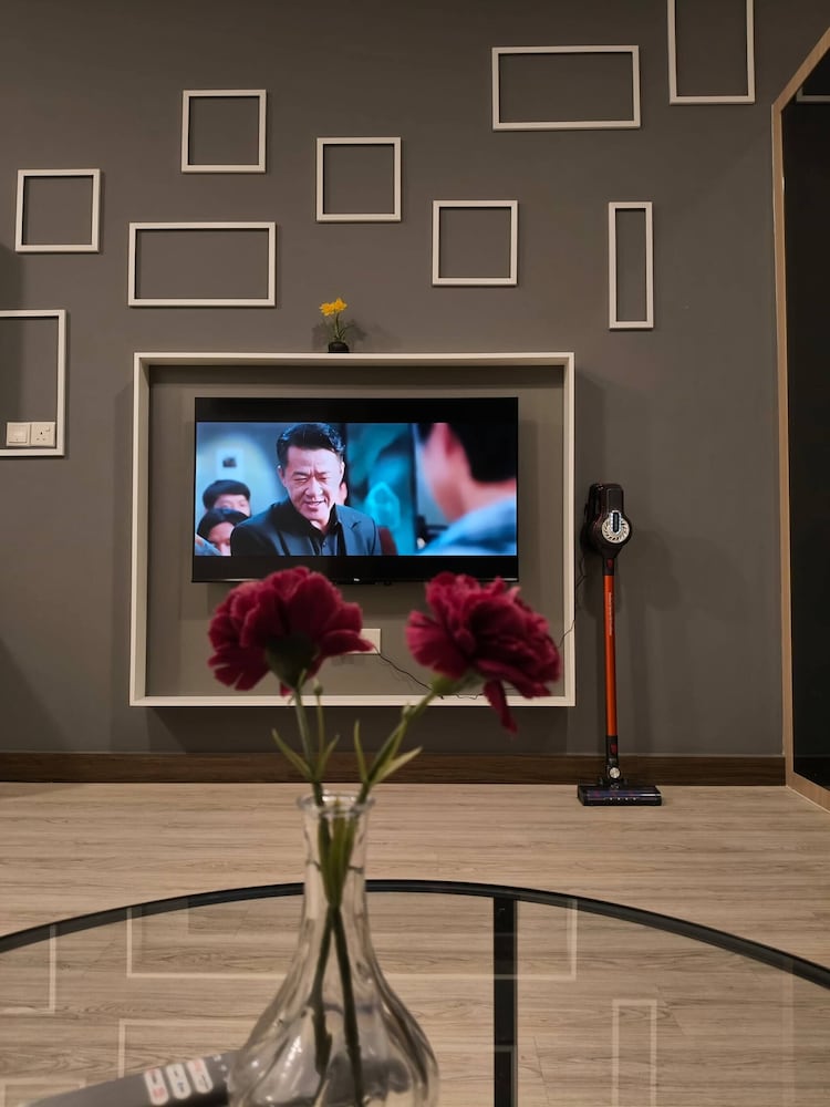 Twin Galaxy Minimalist Studio 2-4pax CIQ JB Town