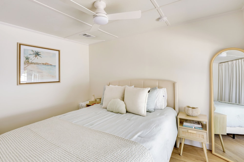 Fish & Boat On-site! Waterfront Florida Keys Home