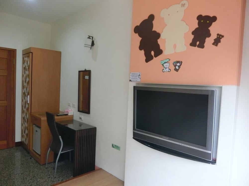 Photo 10