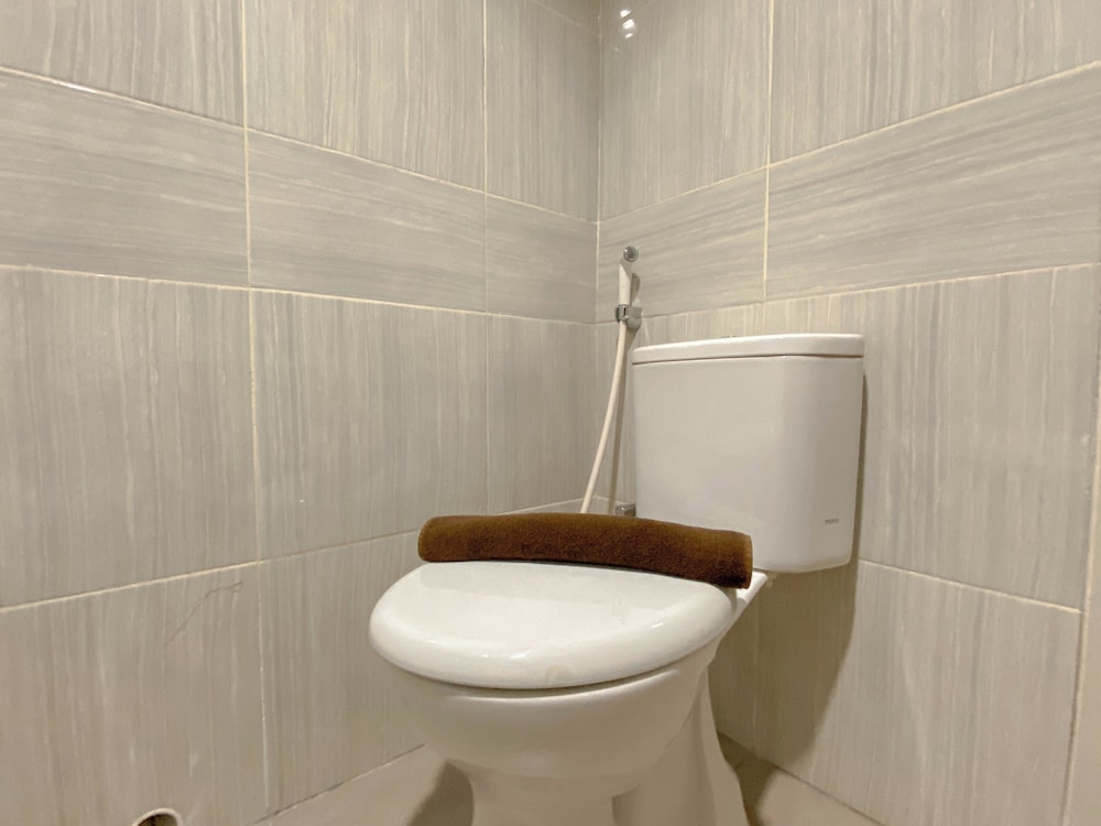 Cozy And Functional Studio Apartment At Vasanta Innopark