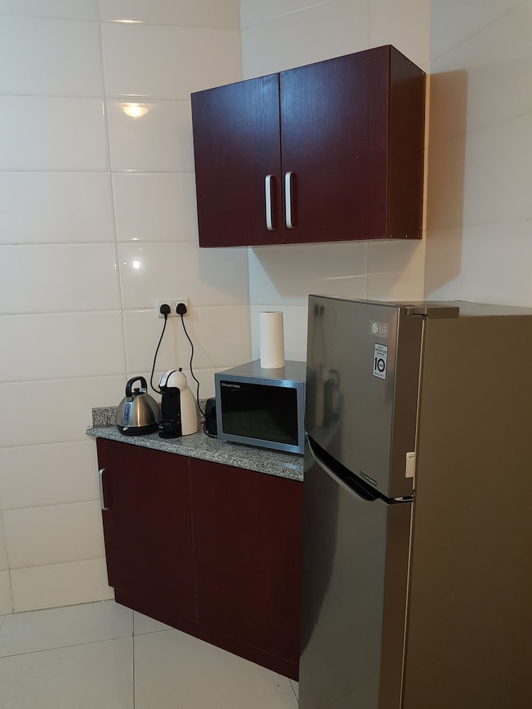 Cadogan Place Estate Apartment