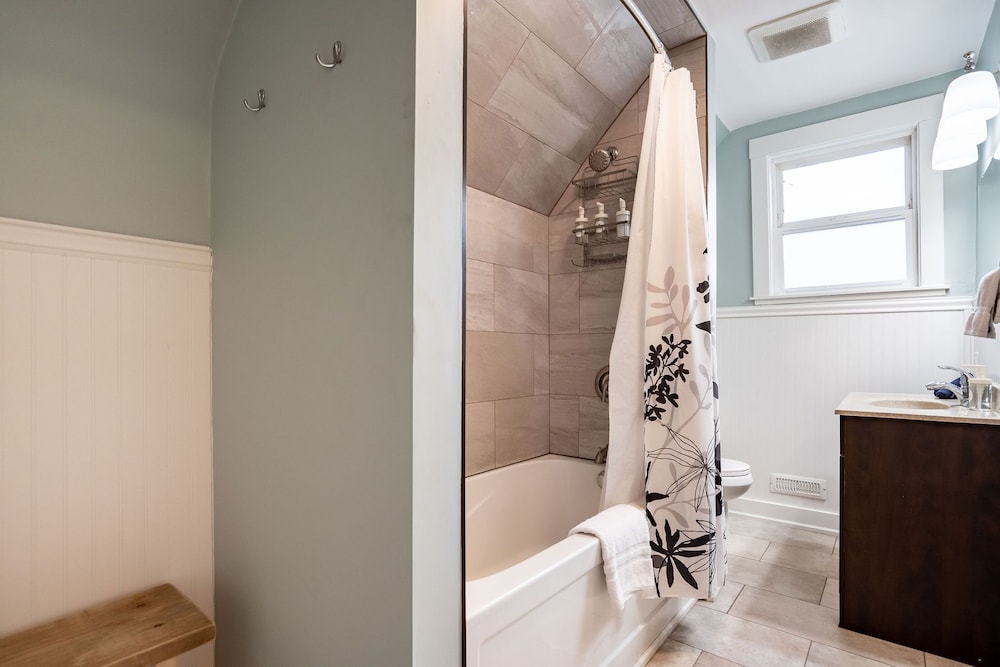 509 Mackenzie by Revelstoke Vacations