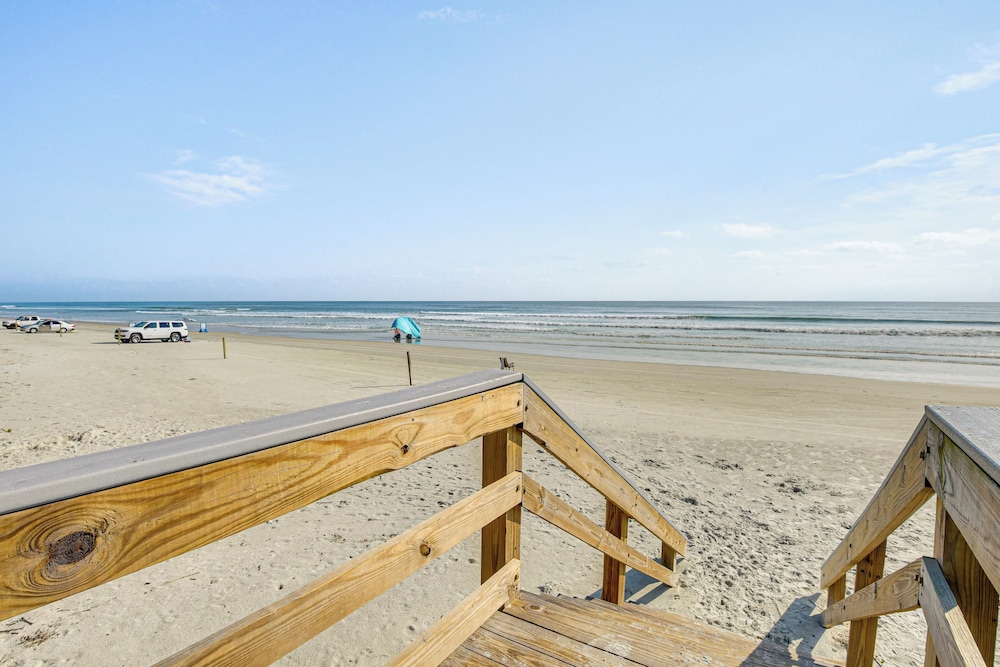 Direct Beach Access: NSB Condo w/ Community Perks