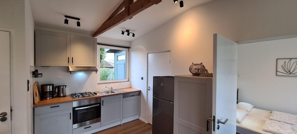 Pretty Bungalow in Sint Maartenszee