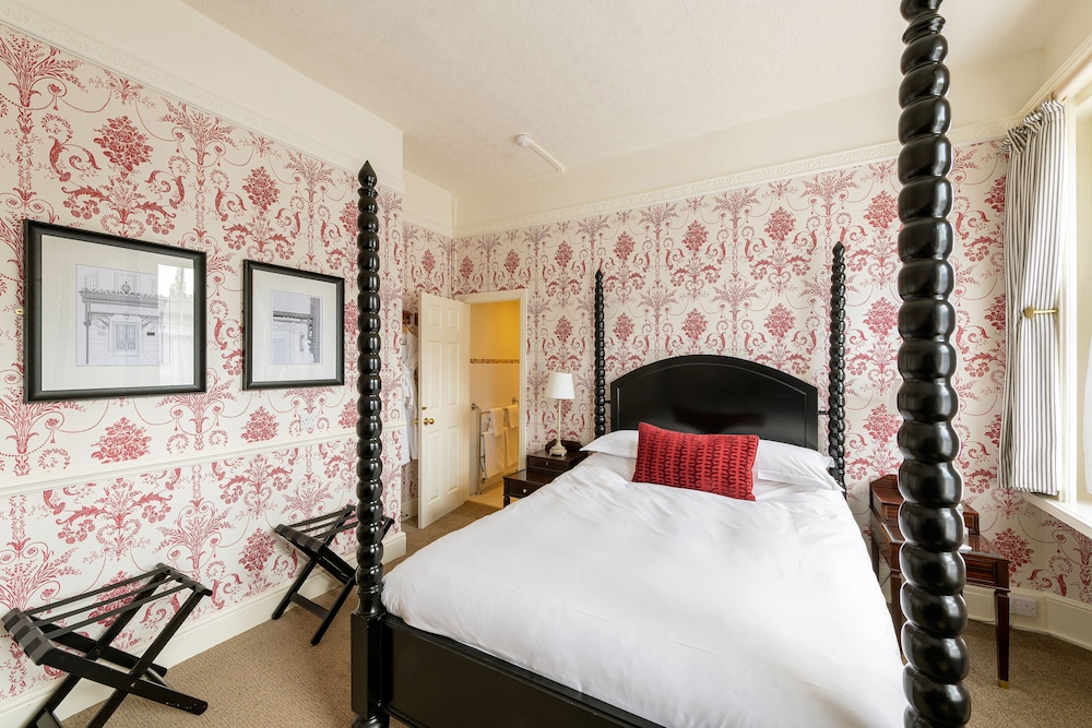 Royal Hotel 18