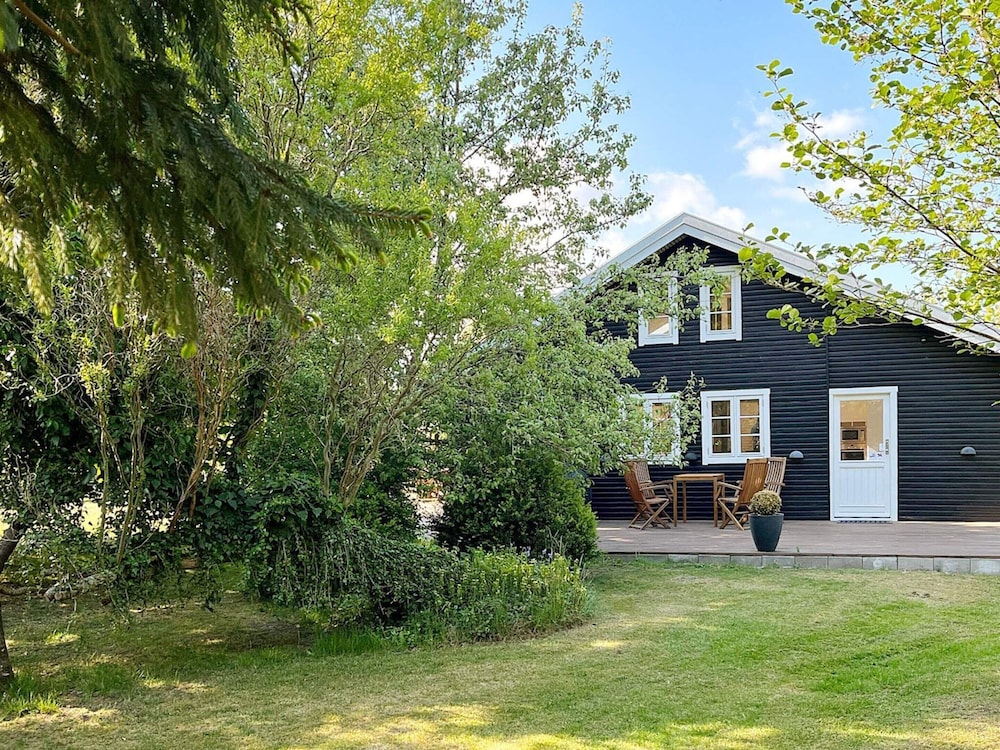 8 Person Holiday Home in Vaeggerlose view 4