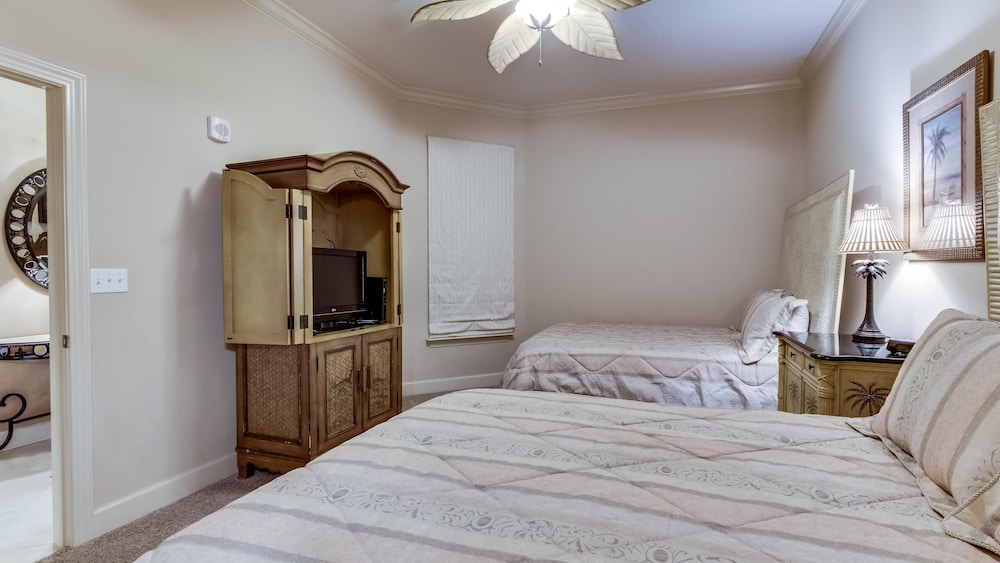 Phoenix West by Southern Vacation Rentals